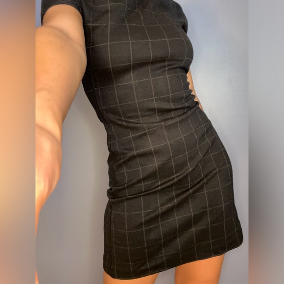 Theory Dress - Picture 3 of 8